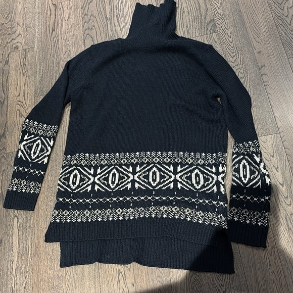 Joe fresh navy turtle neck sweater Sz medium - Picture 5 of 13
